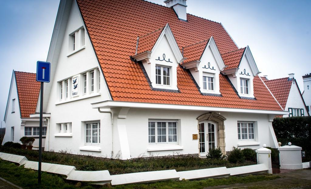 Les Hirondelles Bed & Breakfast